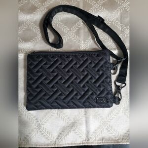 LUG PEEKABOO BLACK PHONE POUCH CROSSBODY PURSE.